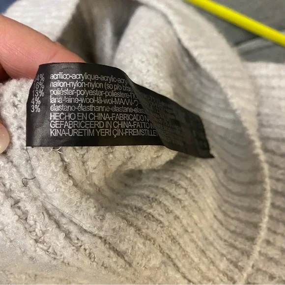 Zara size small light grey oversized chunky knit turtleneck sweater - Picture 7 of 9